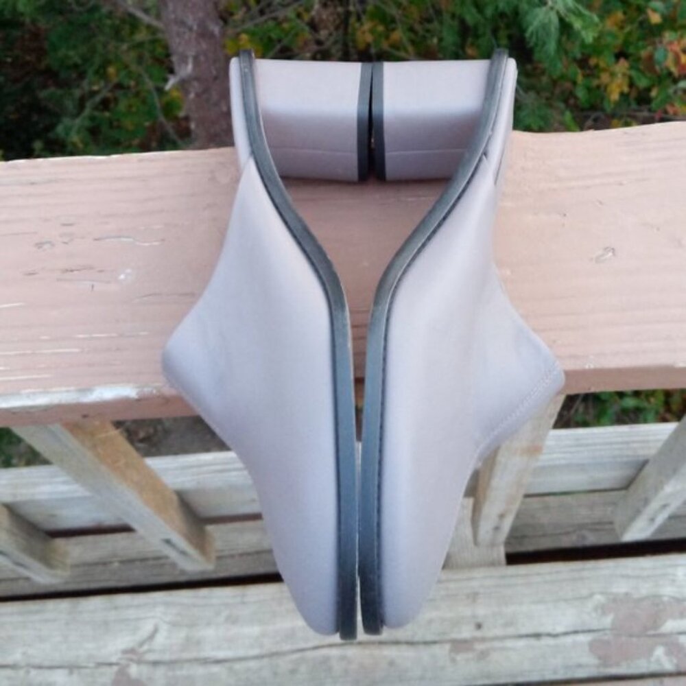 Everlane Day Heel Slip in Chunky Heel Mules sz 9 1/2 NEW - Picture 6 of 12